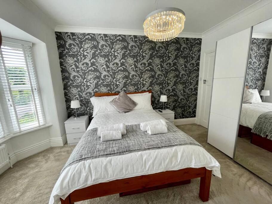 Modern 2 Bed Flat W Parking, Dog Friendly, Central Bornemouth Extérieur photo
