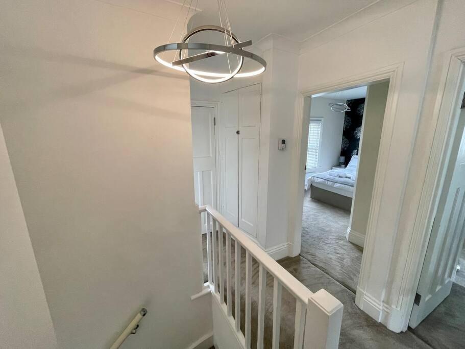 Modern 2 Bed Flat W Parking, Dog Friendly, Central Bornemouth Extérieur photo