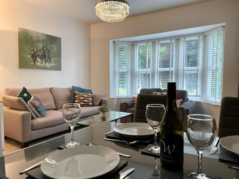 Modern 2 Bed Flat W Parking, Dog Friendly, Central Bornemouth Extérieur photo